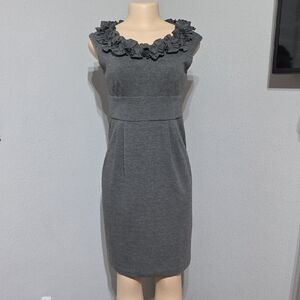 London Times Gray Sleeveless Sheath Dress with Floral Neckline Size 4